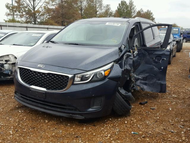 KNDMB5C1XG6215065 - 2016 KIA SEDONA LX BLUE photo 2