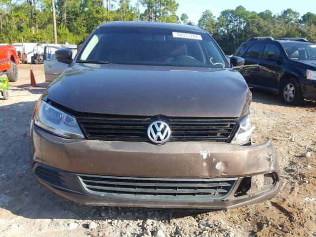 3VW2K7AJ3CM302173 - 2012 VOLKSWAGEN JETTA BASE BROWN photo 9
