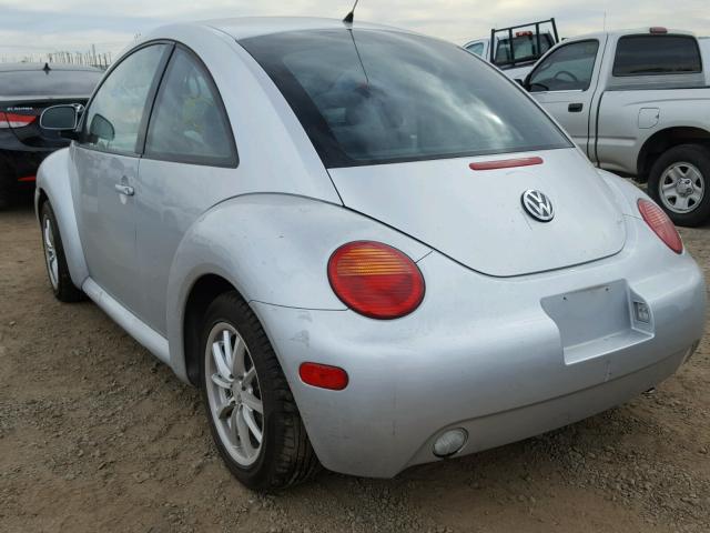 3VWBB61C3WM035147 - 1998 VOLKSWAGEN BEETLE SILVER photo 3