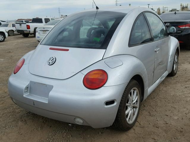 3VWBB61C3WM035147 - 1998 VOLKSWAGEN BEETLE SILVER photo 4