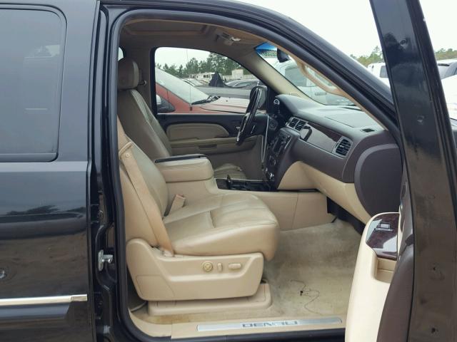 1GKFK63898J100746 - 2008 GMC YUKON DENA BLACK photo 5