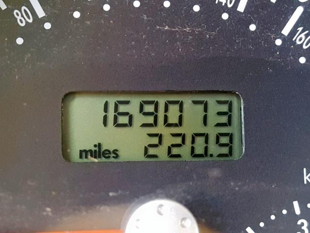 3VWBB61C5WM048045 - 1998 VOLKSWAGEN NEW BEETLE 黑色 照片 8