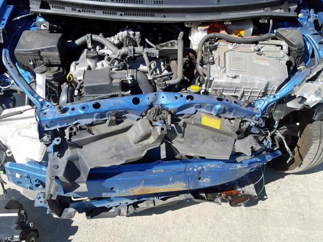 JTDKDTB33C1022997 - 2012 TOYOTA PRIUS C BLUE photo 7