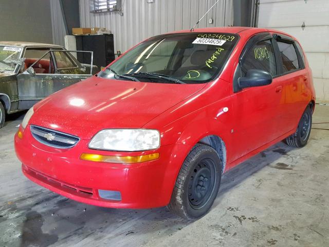 KL1TD66667B707982 - 2007 CHEVROLET AVEO BASE RED photo 2