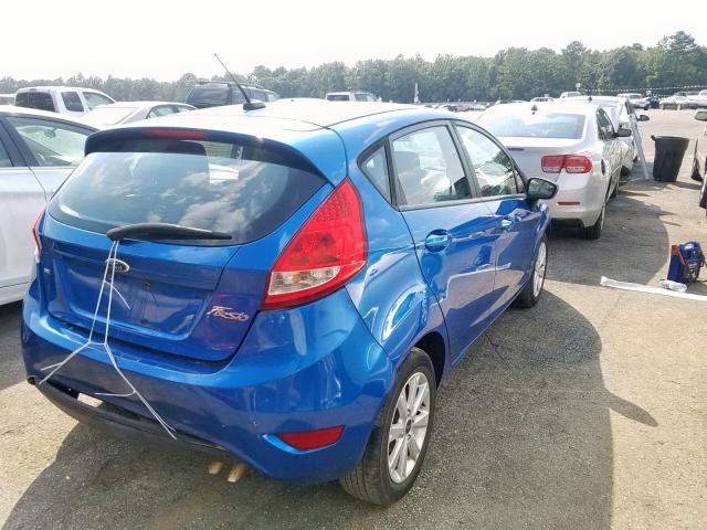 3FADP4EJ9BM206364 - 2011 FORD FIESTA SE BLUE photo 4