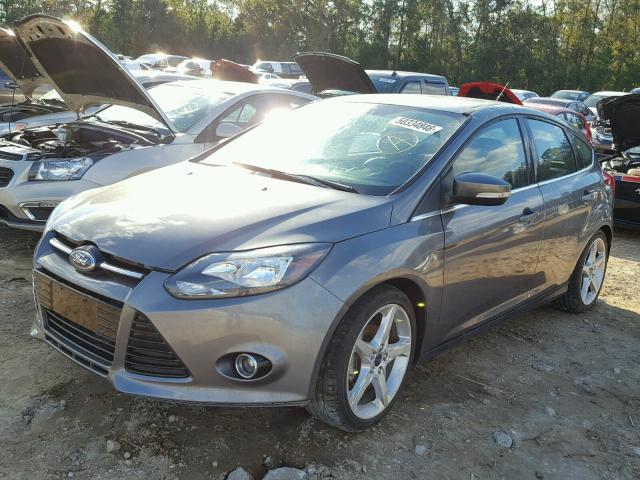 1FADP3N28EL222371 - 2014 FORD FOCUS TITA CHARCOAL photo 2