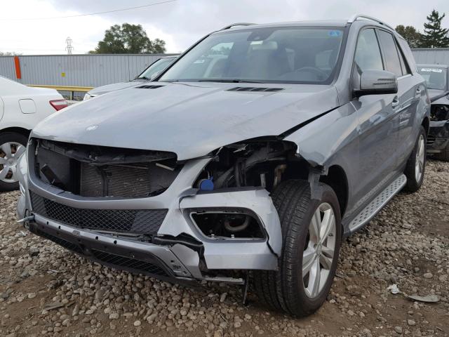 4JGDA5HB8EA288834 - 2014 MERCEDES-BENZ ML 350 4MA GRAY photo 2