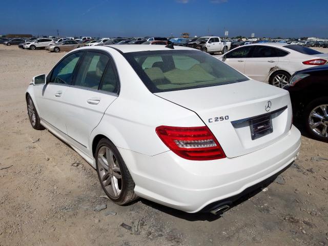 WDDGF4HBXDR244823 - 2013 MERCEDES-BENZ C 250 WHITE photo 3