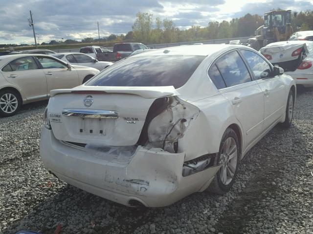 1N4BL2AP1CC156287 - 2012 NISSAN ALTIMA SR WHITE photo 4