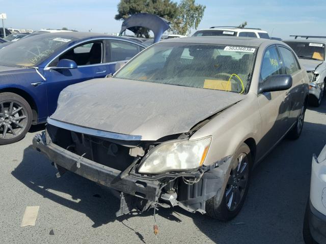 4T1BK36B05U042936 - 2005 TOYOTA AVALON XL TAN photo 2