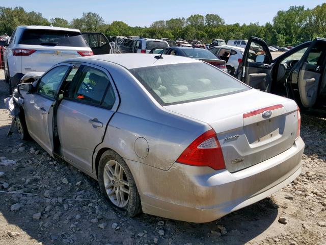 3FAHP0GA0AR204804 - 2010 FORD FUSION S SILVER photo 3