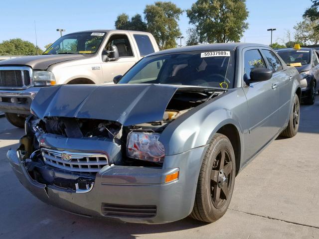 2C3JA43RX5H141183 - 2005 CHRYSLER 300 GREEN photo 2