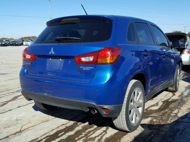 4A4AP3AU3FE049989 - 2015 MITSUBISHI OUTLANDER BLUE photo 4