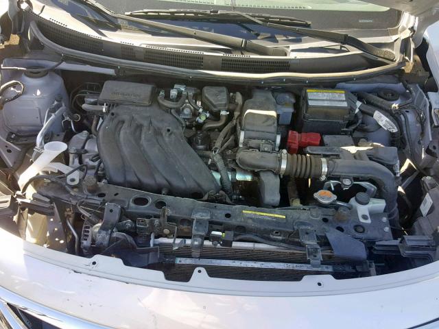 3N1CN7AP0HL831454 - 2017 NISSAN VERSA S SILVER photo 7