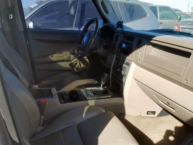 1J8HG48N96C335005 - 2006 JEEP COMMANDER თეთრი ფოტო 5