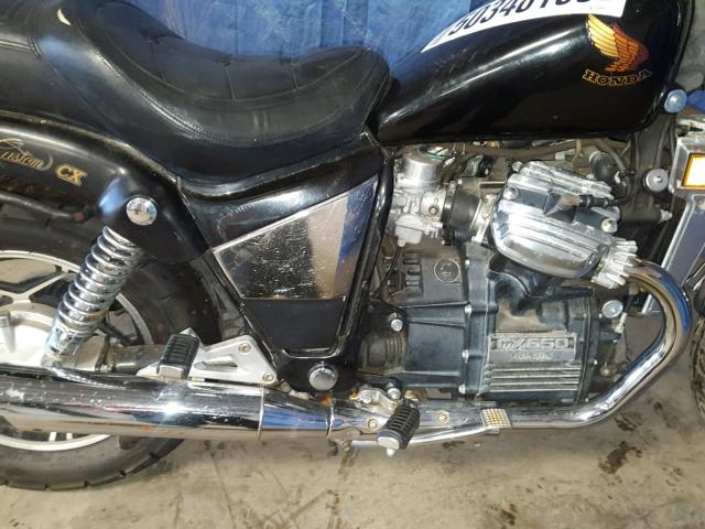 JH2RC1109DM000460 - 1983 HONDA CX650 C Qara foto 7