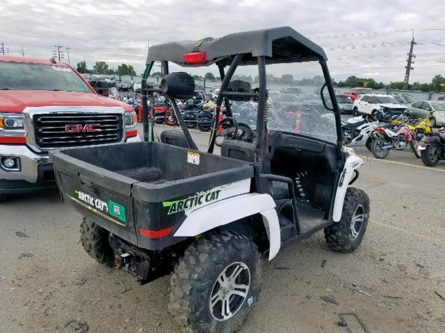 4UF11MPVXBT302982 - 2011 ARCTIC CAT XT TWO TONE photo 4