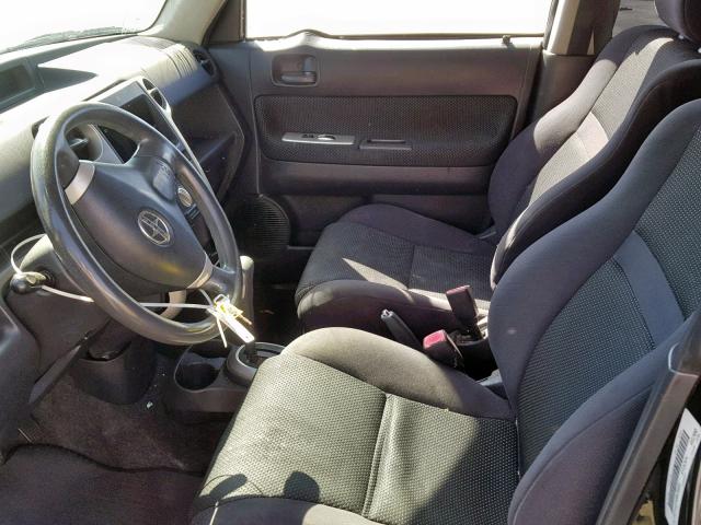 JTLKT324454002095 - 2005 TOYOTA SCION XB შავი ფოტო 5