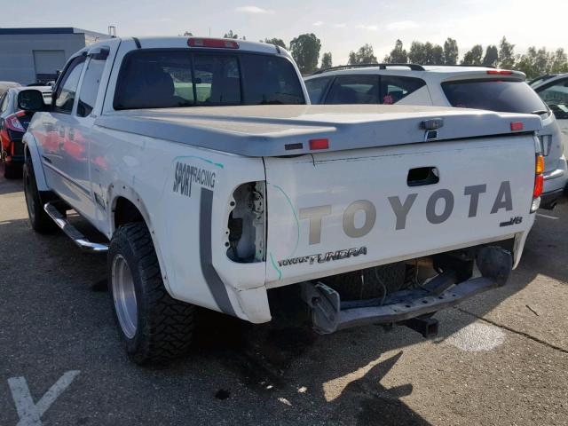 5TBJN3218YS070151 - 2000 TOYOTA TUNDRA WHITE photo 3