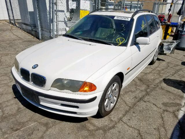 WBAAW33401ET41368 - 2001 BMW 325 IT WHITE photo 2