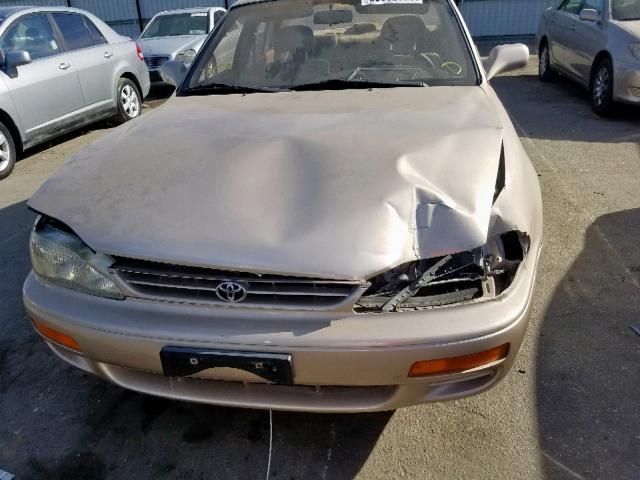 JT2GK13EXS0109647 - 1995 TOYOTA CAMRY XLE GOLD photo 9