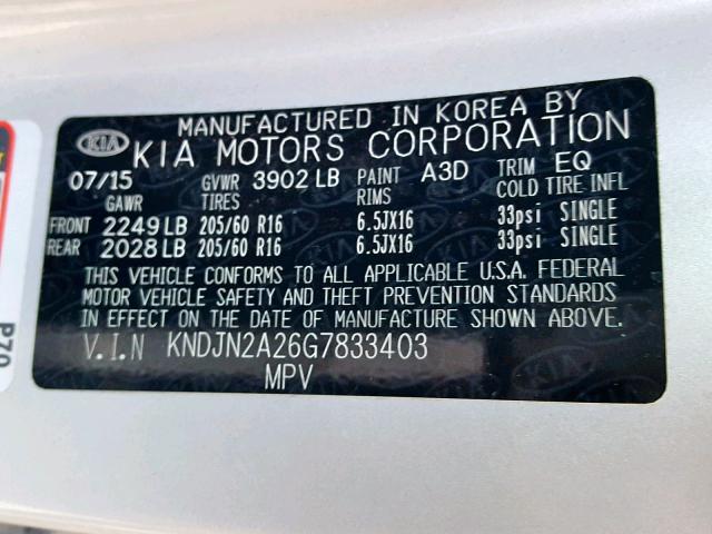 KNDJN2A26G7833403 - 2016 KIA SOUL SILVER photo 10