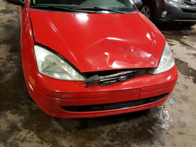1FAFP33P02W300935 - 2002 FORD FOCUS LX RED photo 9