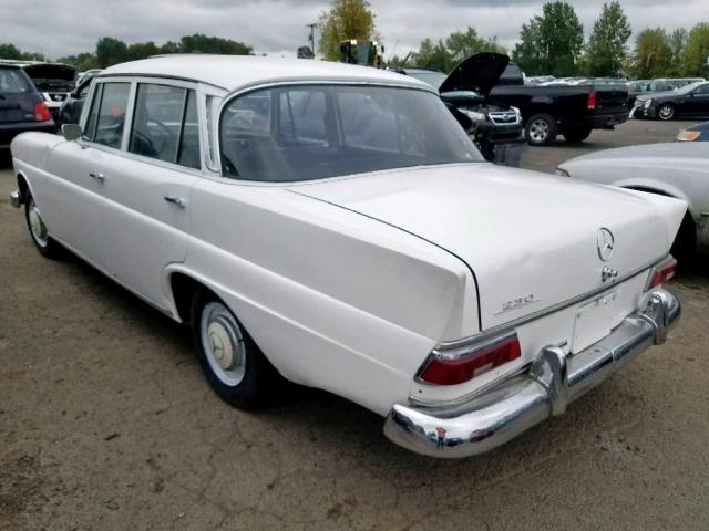 230027903 - 1967 MERCEDES-BENZ 230 WHITE photo 3