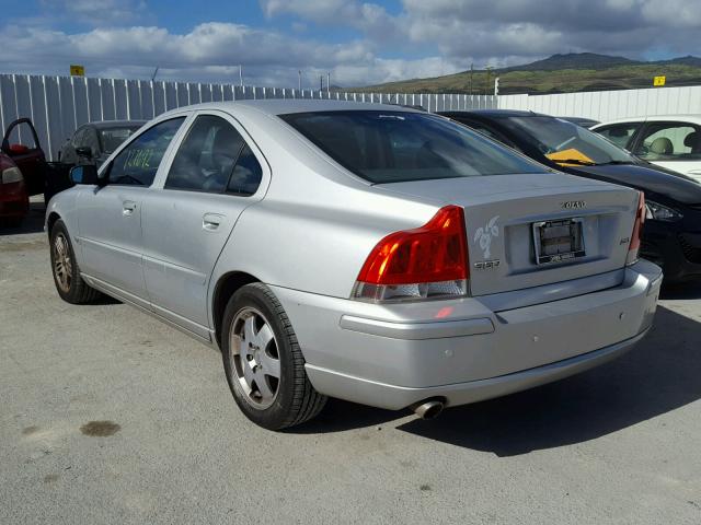 YV1RS592552478133 - 2005 VOLVO S60 2.5T SILVER photo 3