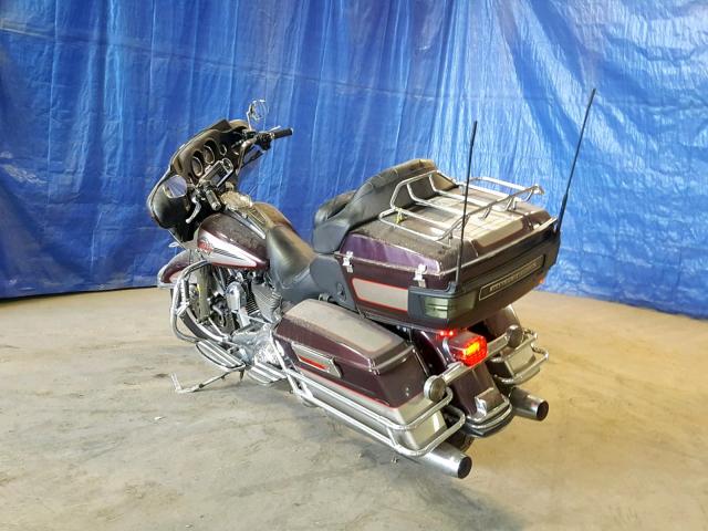 1HD1FC4157Y611157 - 2007 HARLEY-DAVIDSON FLHTCUI SILVER photo 3