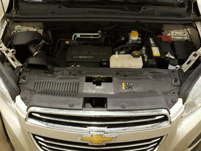 3GNCJPSB1GL280775 - 2016 CHEVROLET TRAX 1LT CREAM photo 7