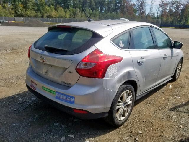 1FAHP3M27CL216657 - 2012 FORD FOCUS SEL SILVER photo 4