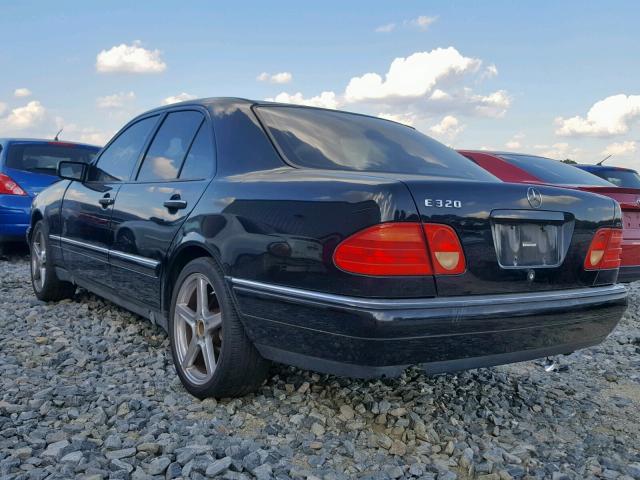 WDBJF65H8XA862535 - 1999 MERCEDES-BENZ E 320 BLACK photo 3