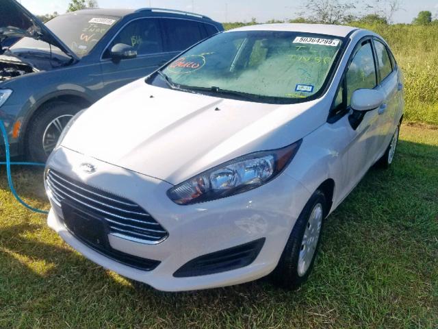 3FADP4AJ6KM154701 - 2019 FORD FIESTA S WHITE photo 2