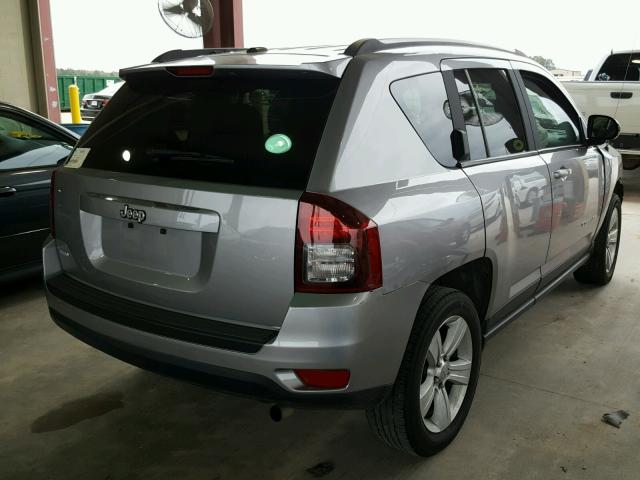 1C4NJCBAXGD612137 - 2016 JEEP COMPASS SP 银色 照片 4