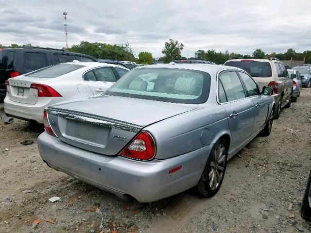 SAJWA82B58SH22959 - 2008 JAGUAR XJ VANDEN SILVER photo 4