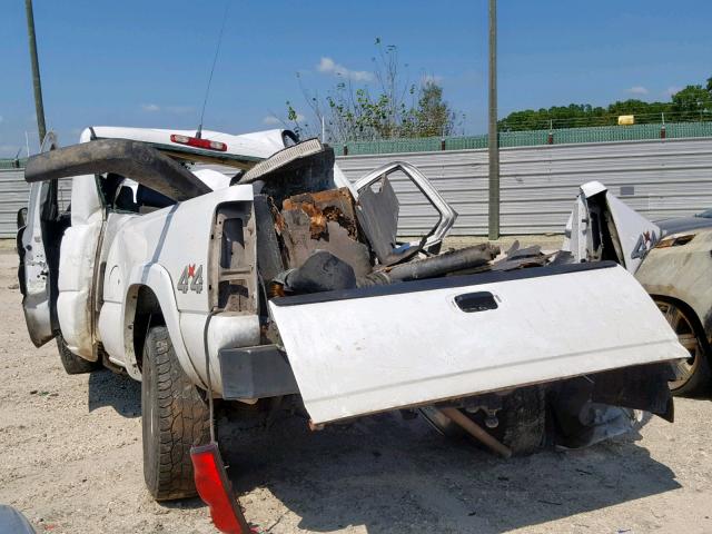 1GCEK14V76Z213334 - 2006 CHEVROLET SILVERADO WHITE photo 3