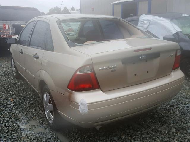 1FAFP34N26W140818 - 2006 FORD FOCUS ZX4 BROWN photo 3