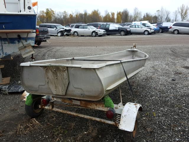 50379638 - 2000 ACURA BOAT SILVER photo 4