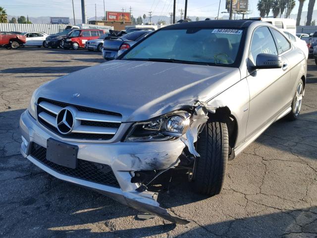 WDDGJ4HB6CF923826 - 2012 MERCEDES-BENZ C 250 SILVER photo 2