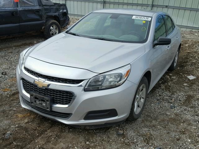 1G11B5SL2FF194175 - 2015 CHEVROLET MALIBU LS 银色 照片 2