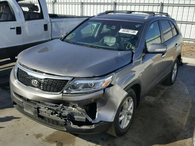 5XYKT4A63EG481440 - 2014 KIA SORENTO LX GRAY photo 2