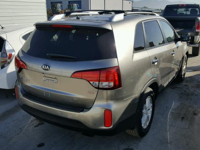 5XYKT4A63EG481440 - 2014 KIA SORENTO LX GRAY photo 4