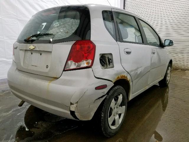 KL1TD66687B772316 - 2007 CHEVROLET AVEO BASE ვერცხლისფერი ფოტო 4