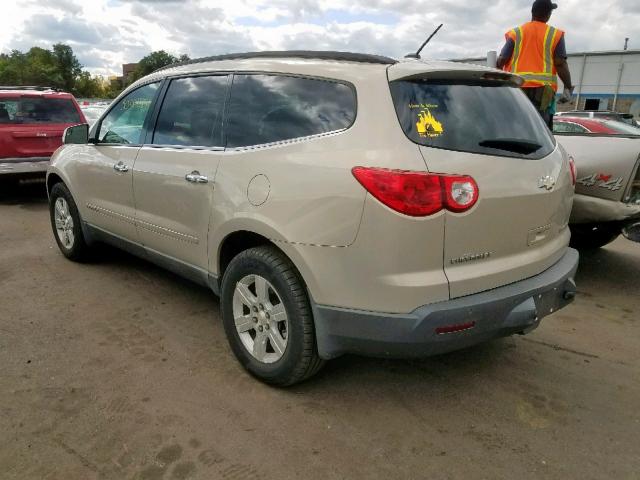 1GNEV23D39S155071 - 2009 CHEVROLET TRAVERSE L GOLD photo 3