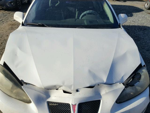 2G2WR524X41139418 - 2004 PONTIAC GRAND PRIX 白色 照片 7