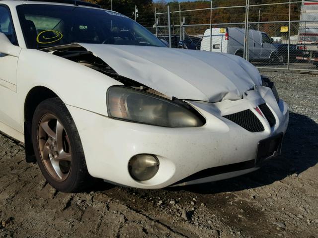 2G2WR524X41139418 - 2004 PONTIAC GRAND PRIX 白色 照片 9