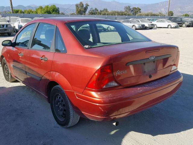 1FAFP33P0YW166615 - 2000 FORD FOCUS LX RED photo 3