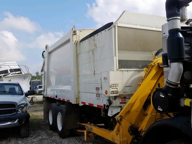 1M2AU04CXGM010210 - 2016 MACK 600 LEU600 WHITE photo 9