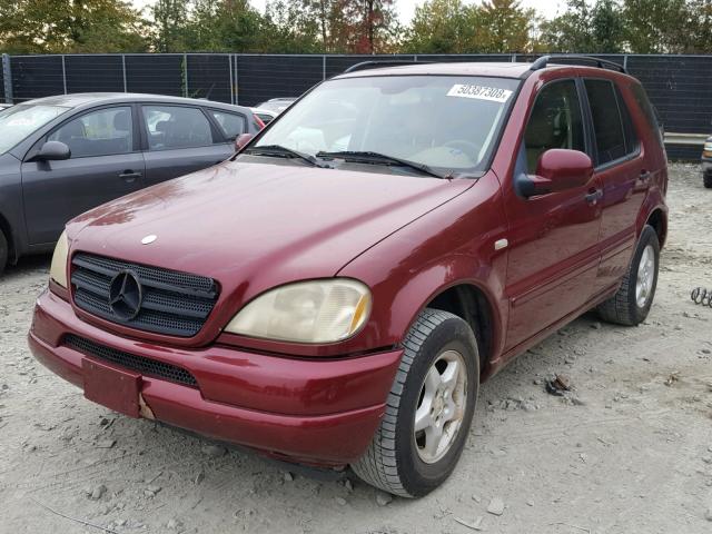 4JGAB54EXYA201536 - 2000 MERCEDES-BENZ ML 320 RED photo 2